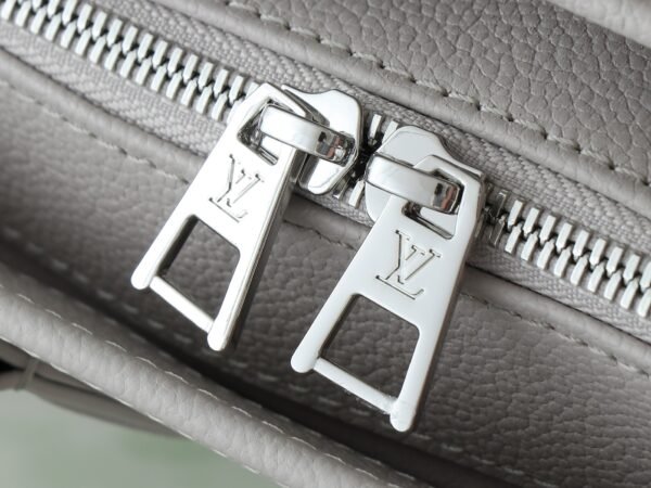 OnTheGo East West LV Milky Way Monogram Empreinte Handbag BW01 - Image 10