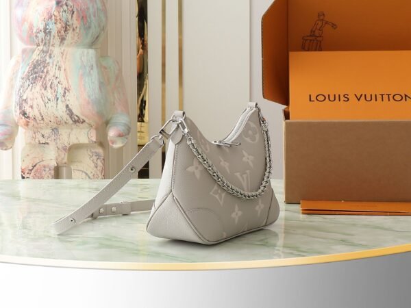 Boulogne Bicolour Monogram Empreinte Leather in Women. BW01 - Image 4