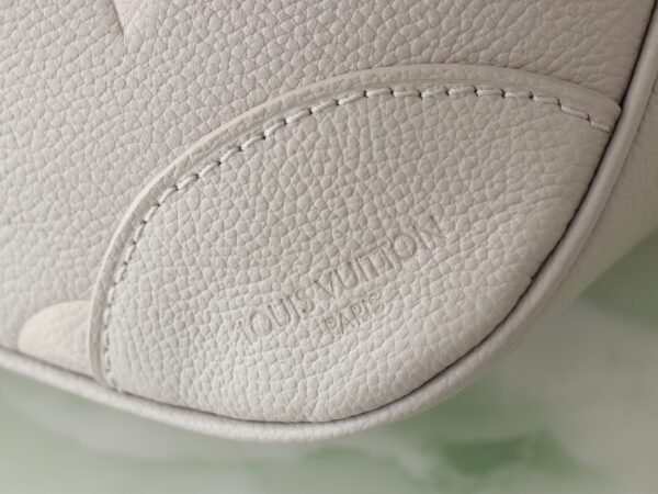 Boulogne Bicolour Monogram Empreinte Leather in Women. BW01 - Image 6