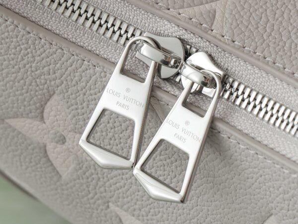 Boulogne Bicolour Monogram Empreinte Leather in Women. BW01 - Image 9