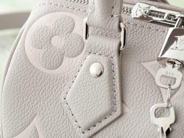 Speedy Bandoulière 20 Handbag BW01 - Image 8