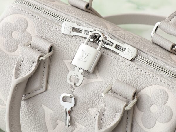 Speedy Bandoulière 20 Handbag BW01 - Image 13