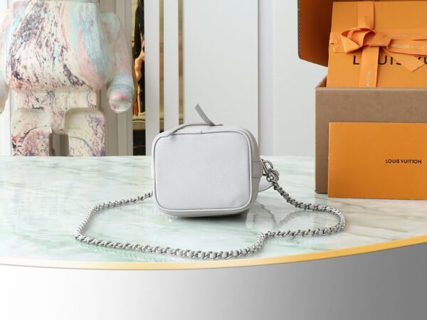 Nano Noé supple Monogram Empreinte leather handbag BW01 - Image 8