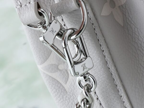 Nano Noé supple Monogram Empreinte leather handbag BW01 - Image 10