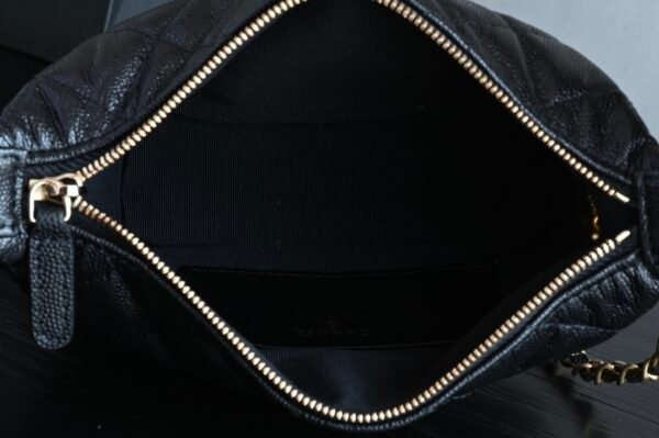 25 Handbag Hobo bag. BW01 - Image 9