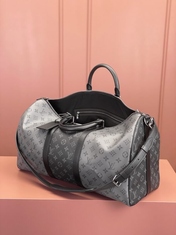 Keepall Bandoulière 50 Travel Bag. BW01 - Image 7