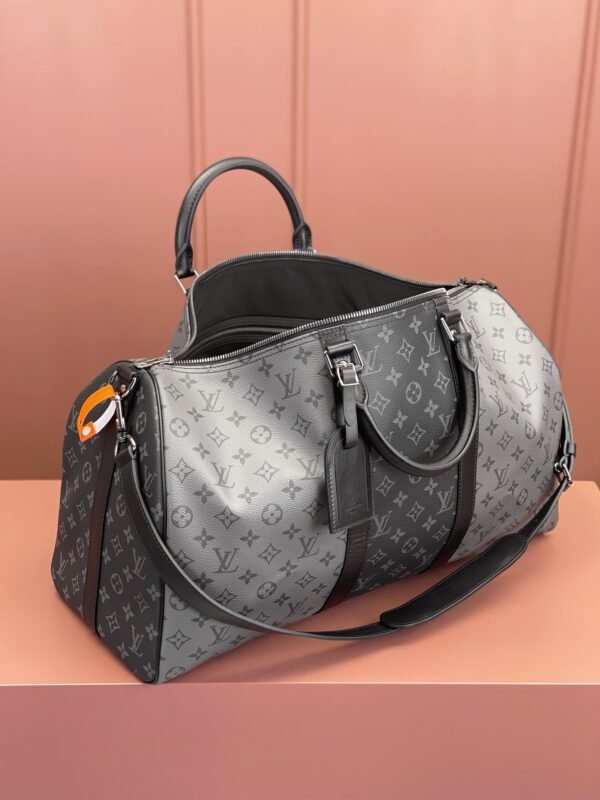 Keepall Bandoulière 50 Travel Bag. BW01 - Image 8