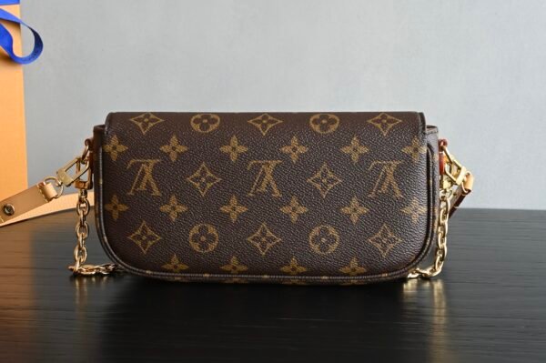 Wallet on chain ivy monogram canvas. BW01 - Image 2