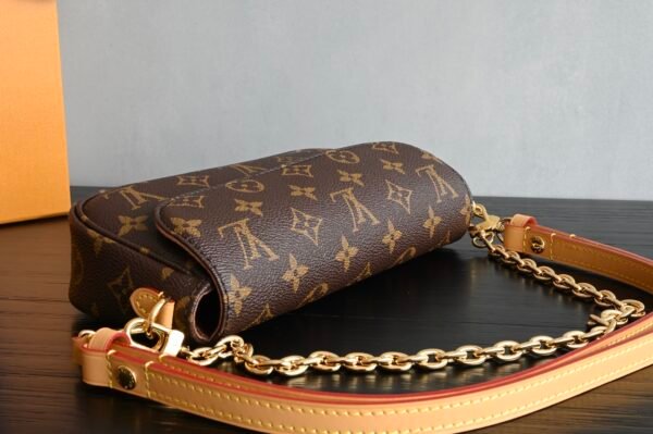 Wallet on chain ivy monogram canvas. BW01 - Image 5
