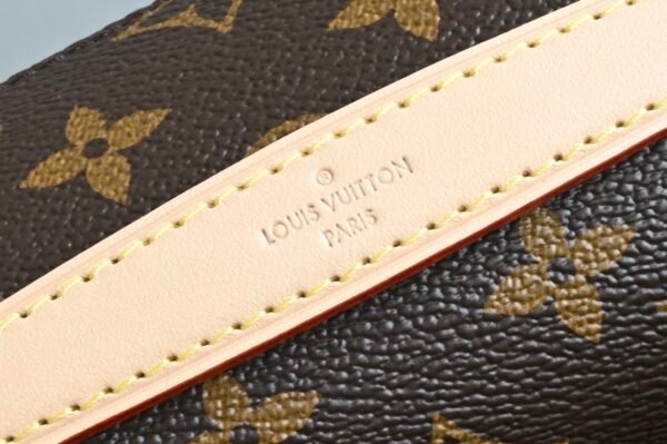 Pochette Metis East West bag. BW01 - Image 6