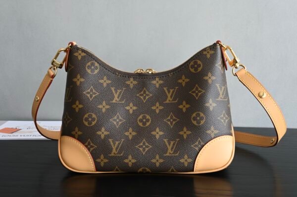 Boulogne PM handbag .BW01 - Image 2