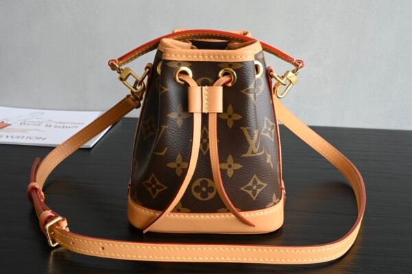 Louis Vuitton Nano Noe monogram canvas.BW01