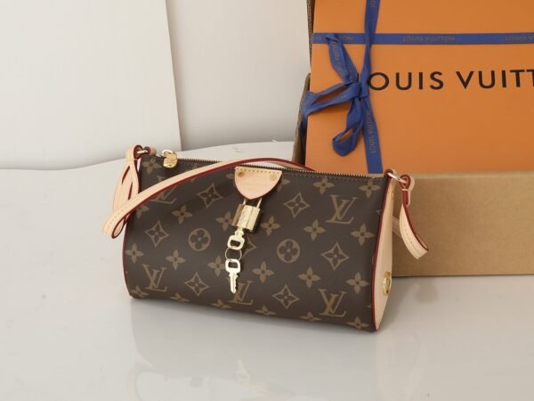 Pochette Tirette in Monogram canvas. BW01 - Image 8