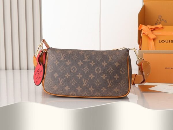 M11623 The Pochette Accessoire XL  Monogram Dust canvas Handbag.BW01 - Image 3