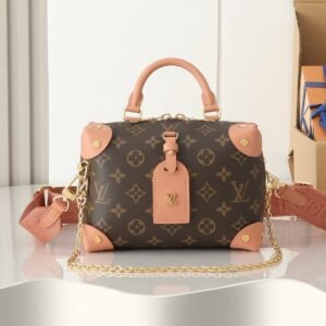 Pink Petite Malle Souple Handbag.BW01