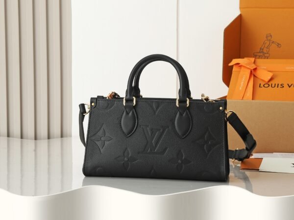 M23641 OnTheGo East West tote Handbag.BW01 - Image 3