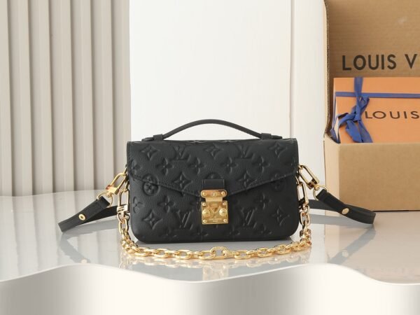 M46595 East-West edition Pochette Métis Handbag.BW01