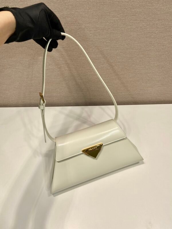 1BD343 Leather handbag - White. BW02 - Image 2