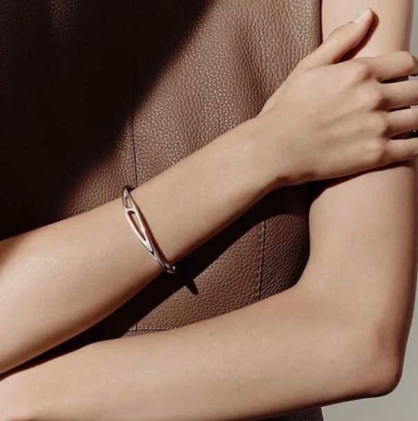 Elegant adjustable size bracelet.JW01 - Image 3