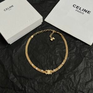 Bold Golden necklace adjustable. JW01