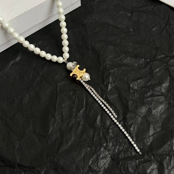 Bold white Necklace 53cm.JW01 - Image 2