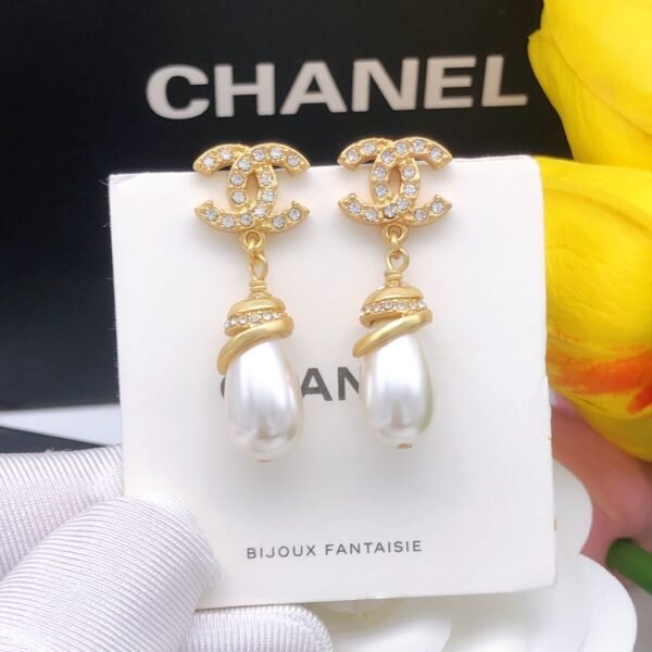 New Drop Pearl Pendant Diamond golden earrings.JW01 - Image 6