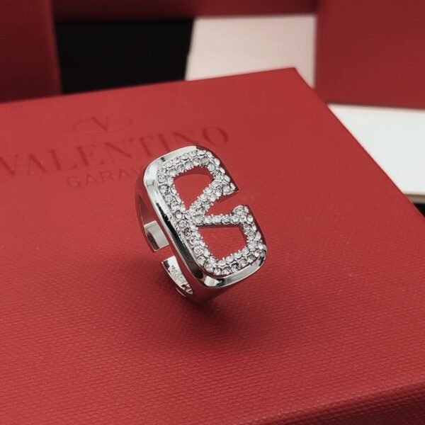 Ring with diamonds.JW01 - Image 2