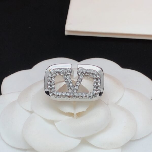 Ring with diamonds.JW01 - Image 5