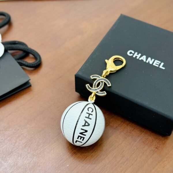 Basketball Keychain pendant white. JW01 - Image 4