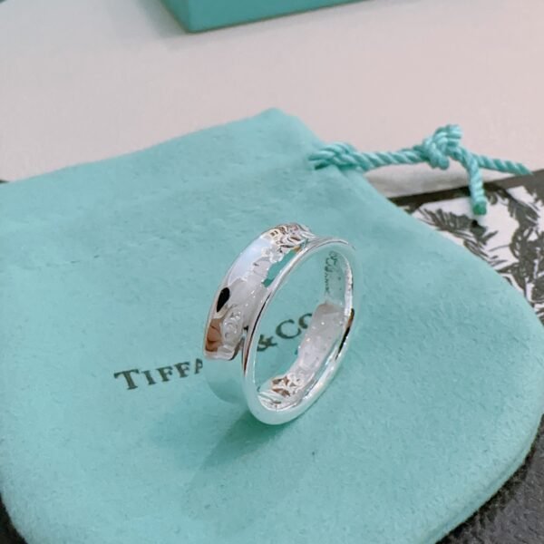 V gold plated platinum layer silver ring.JW01 - Image 9