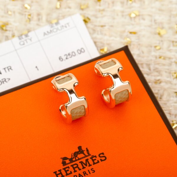 O'maillon H Half Circle Earrings Electroplated with 0.3mm thick gold.JW01 - Image 3