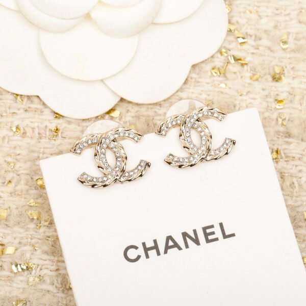 Wave Double C Earrings ZP brass material.JW01 - Image 3