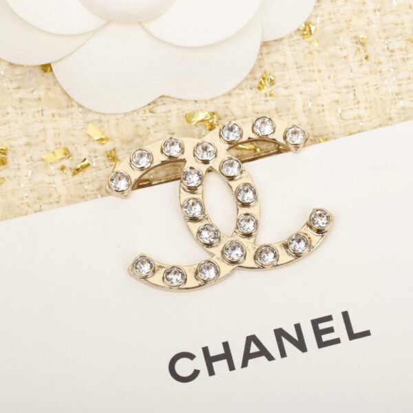 Double C Round diamond Brooch.JW01 - Image 2