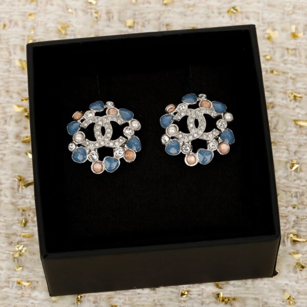 Blue Heart Rhinestone Earrings. JW01 - Image 2