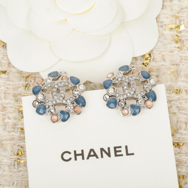 Blue Heart Rhinestone Earrings. JW01 - Image 4