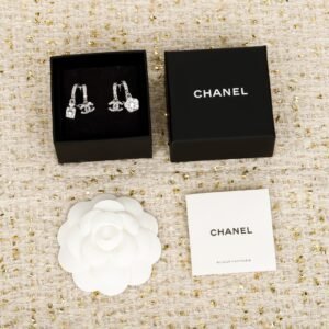 25P Early Spring Silver Asymmetrical earrings.JW01