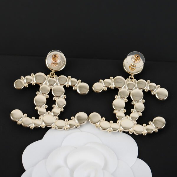 Snowflake shape Earrings swarovski half pearl and black agate.JW01 - Image 5
