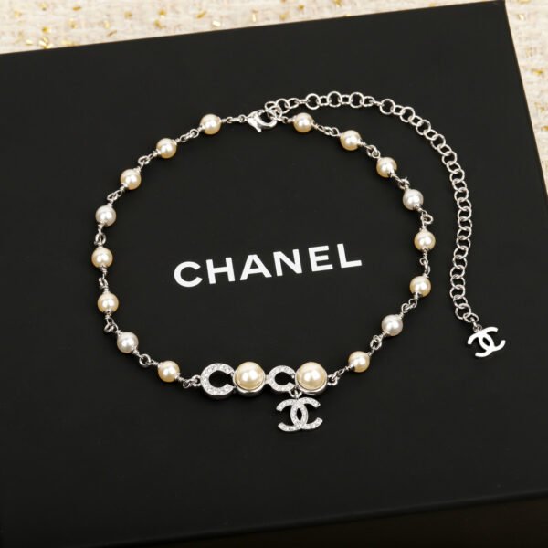 Latest Rhinestone Pearl Coco Necklace.JW01 - Image 2