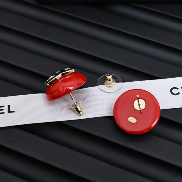 Retro Red acrylic circle Earrings .JW01 - Image 3