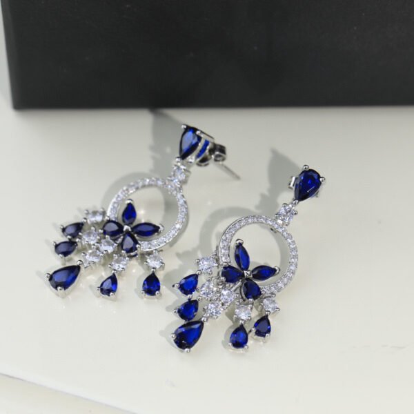 Diamond-studded High-end Silver needle luxury earrings.JW01 - Image 8