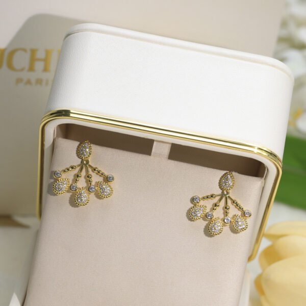 Teardrop-shaped thick gold electroplating with diamonds and silver needle Earrings.JW01 - Image 7