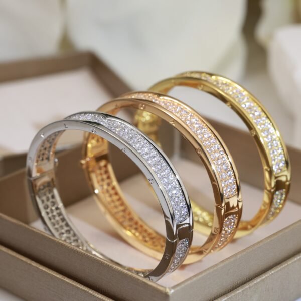 Brilliant-cut diamond that shine brightly, sub gold material electroplated with 18K gold.JW01 - Image 5
