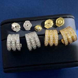 C shaped full diamond flying saucer earrings.JW01
