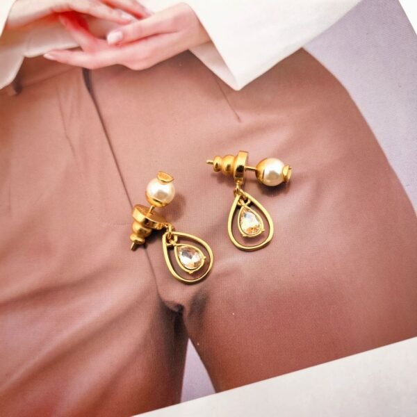Golden Earrings with droplet shaped High quality crystal.JW01 - Image 3