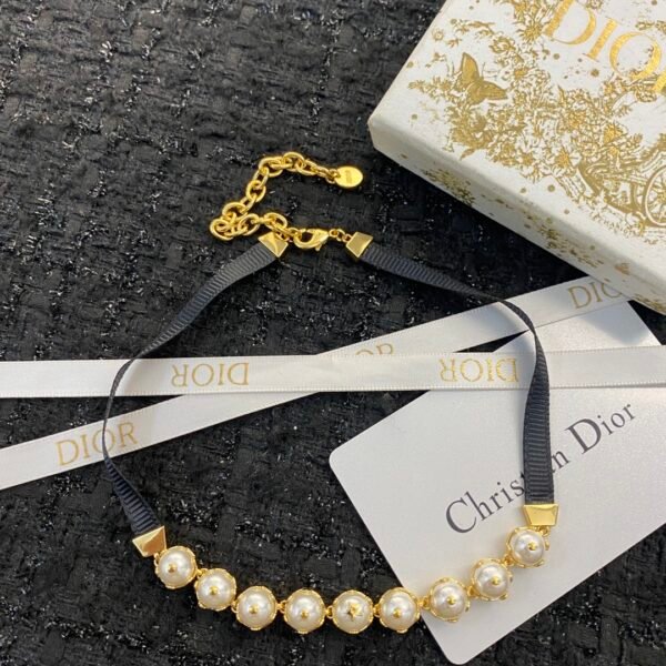White Pearl Choker necklace one size.JW01 - Image 4