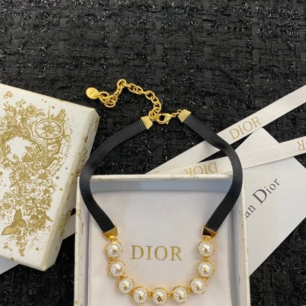White Pearl Choker necklace one size.JW01 - Image 5