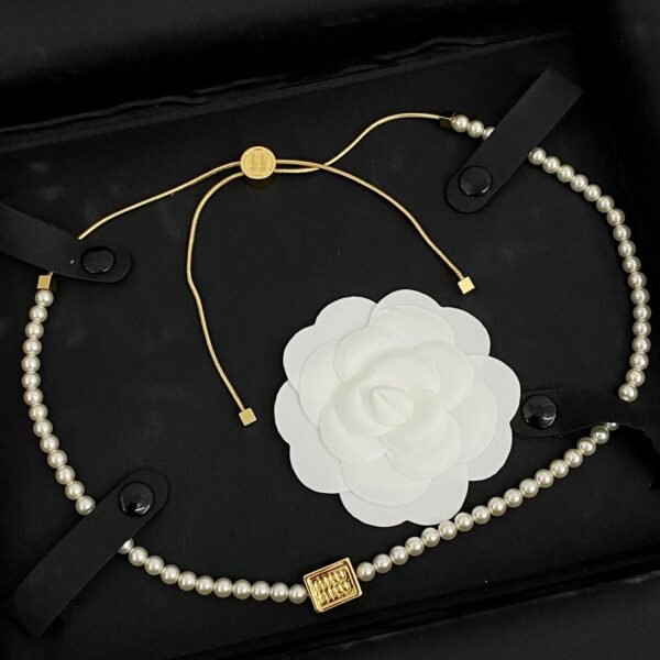 M!u M!u small square logo Pearl Necklace Adjustable length.JW01 - Image 4