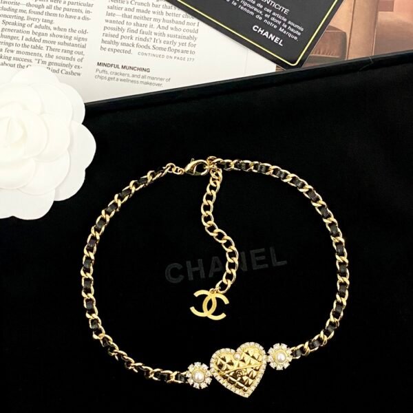 Gold Heart decorated with pearl flowers on both sides Leather Necklace.JW01 - Image 4