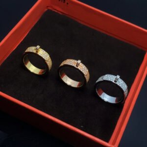 18K Gold plated Swarovski diamonds Ring.JW01