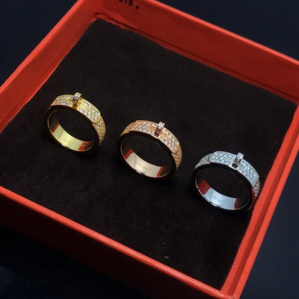 18K Gold plated Swarovski diamonds Ring.JW01